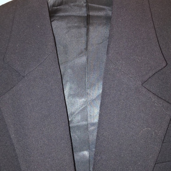 Size 8 petite navy blue‎ blazer with gold buttons double pockets on the front - Picture 3 of 5